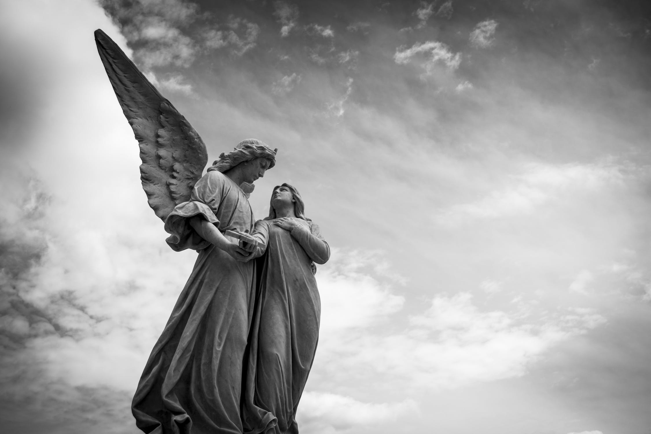 angel statue